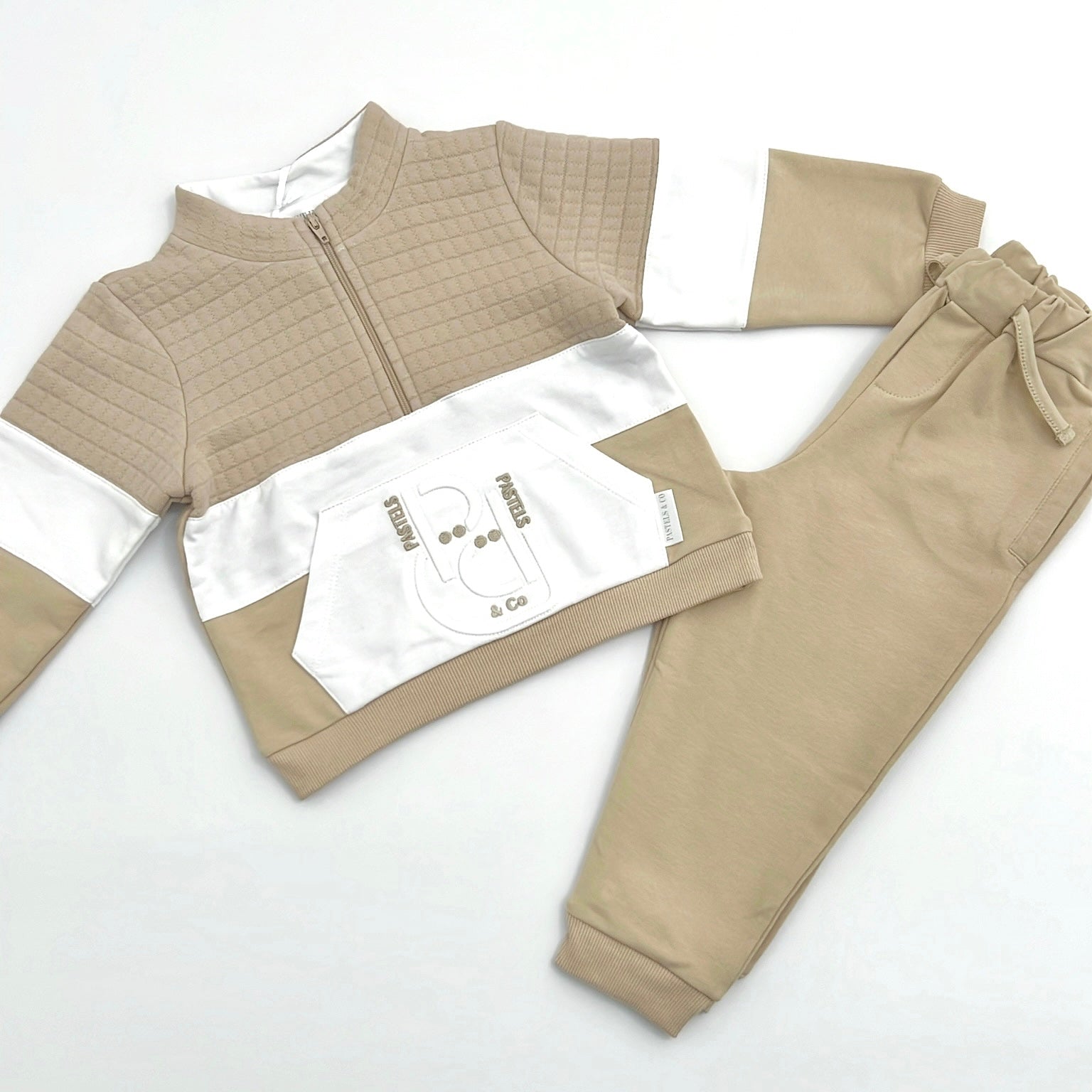 SS26 Pastels & Co ABBEY Beige Half Zip Joggers Set