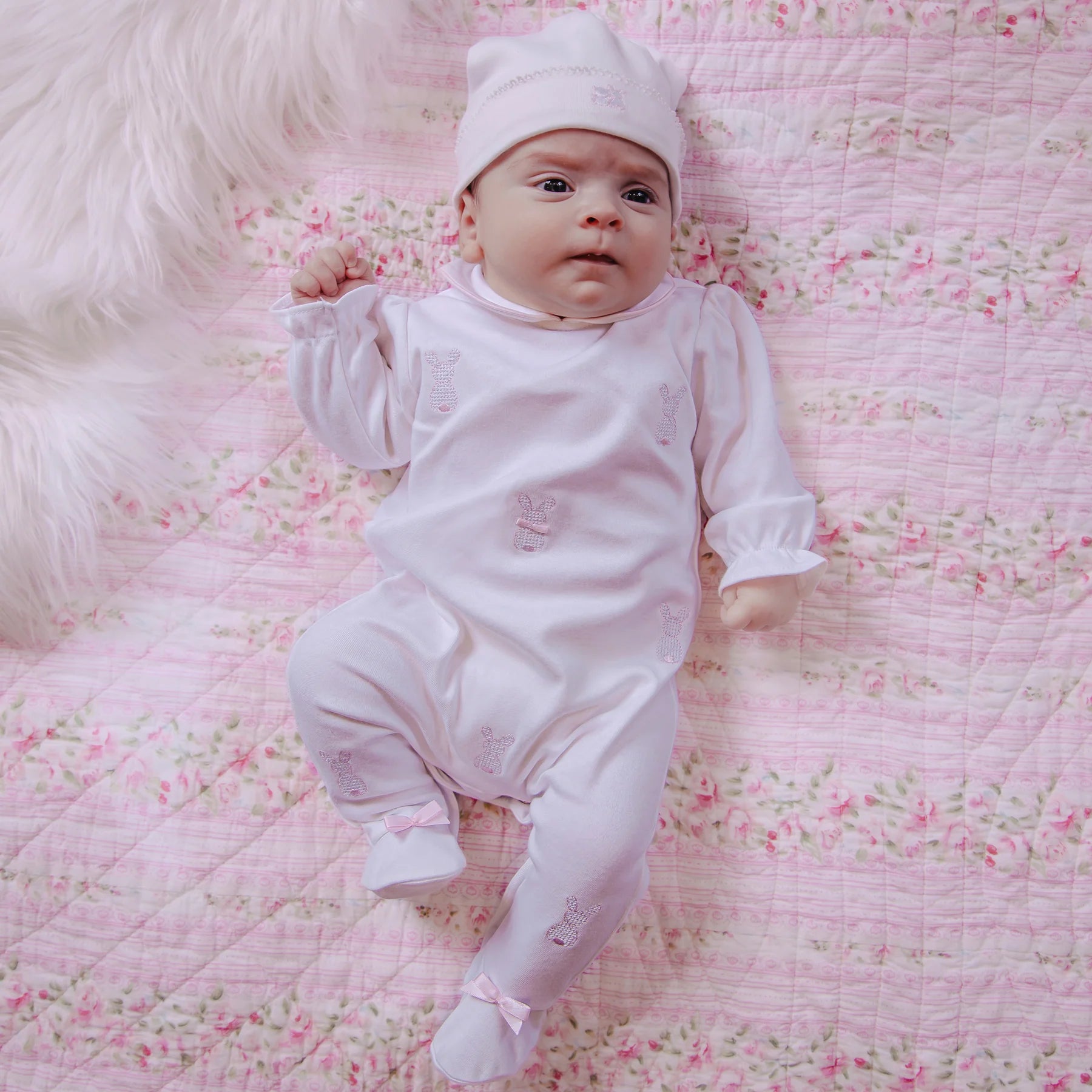SS26 Emile Et Rose LUCY Pink Bunny Embroidered Babygrow With Hat
