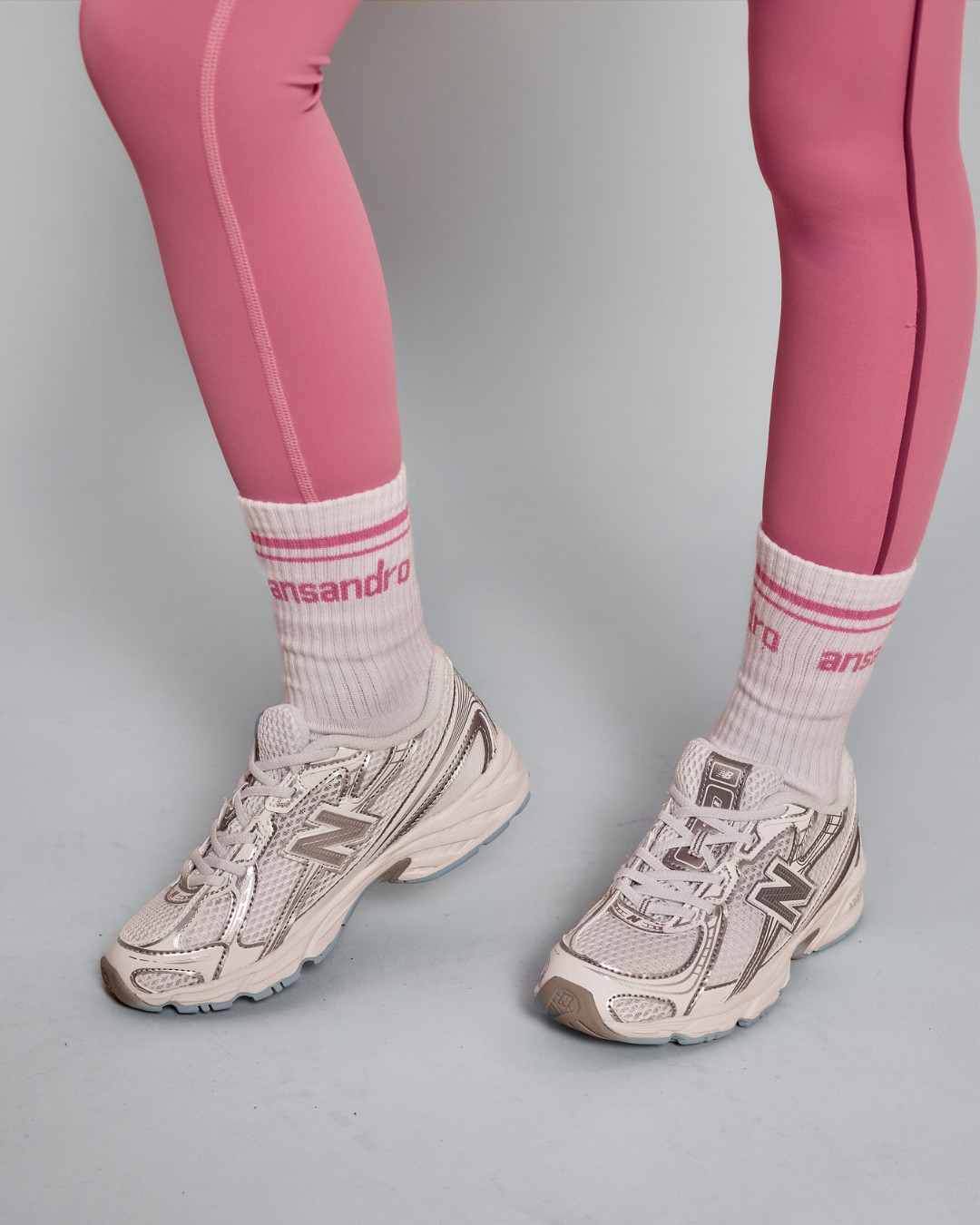 Ansandro Girls White & Dusty Rose Half Crew Socks