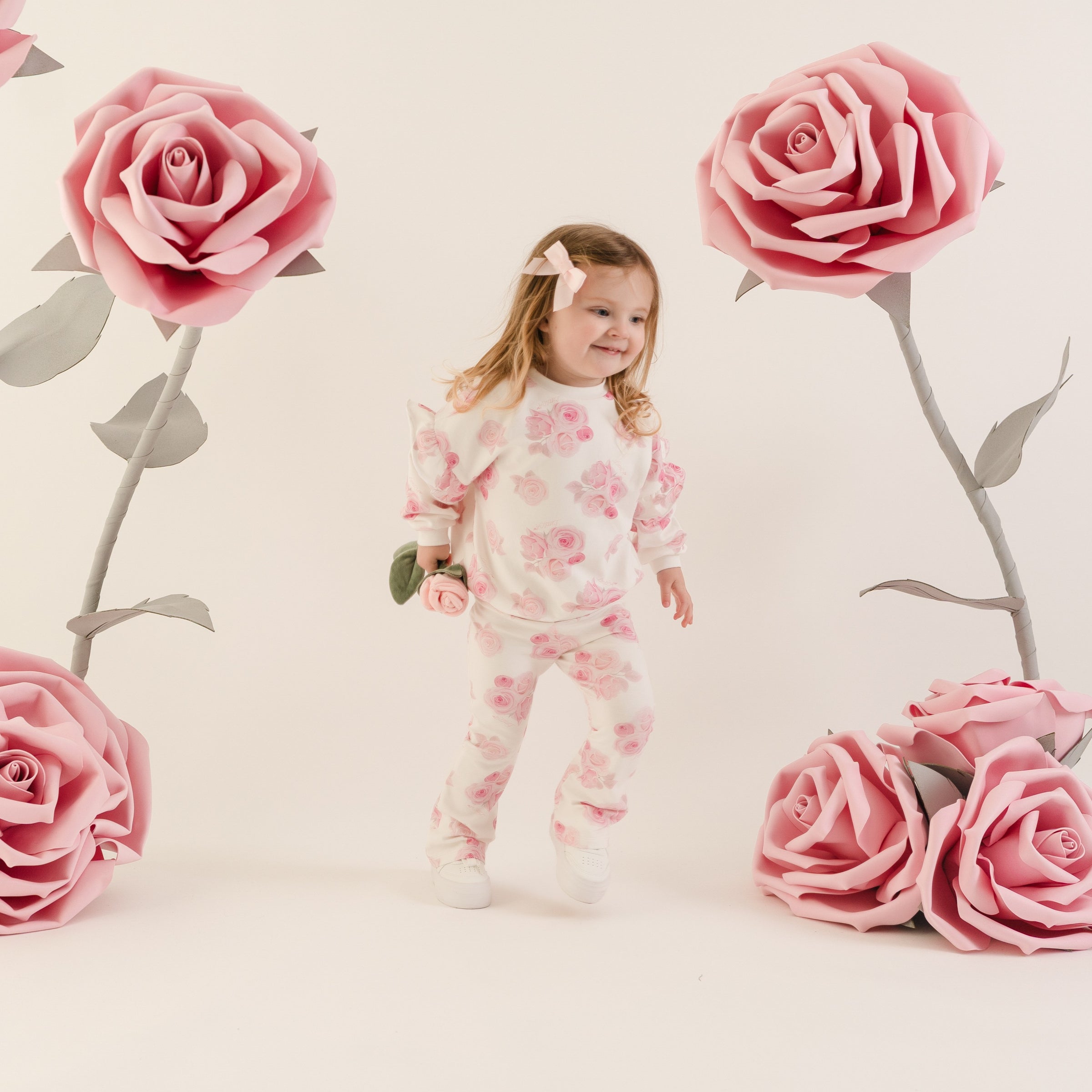Little A Girls DAKOTA White Rose Print Tracksuit