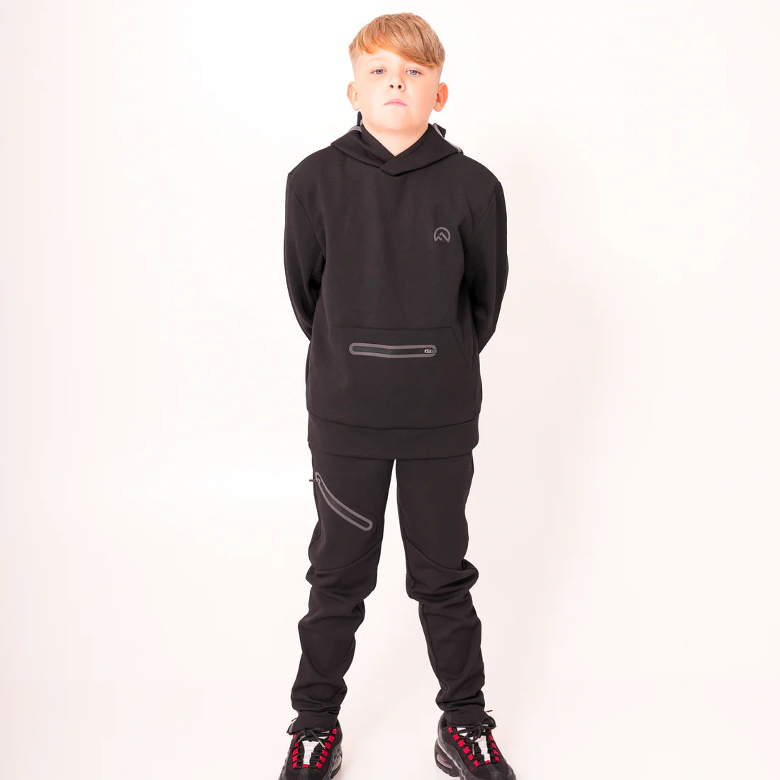 AW25 Flux Black Velar Tracksuit