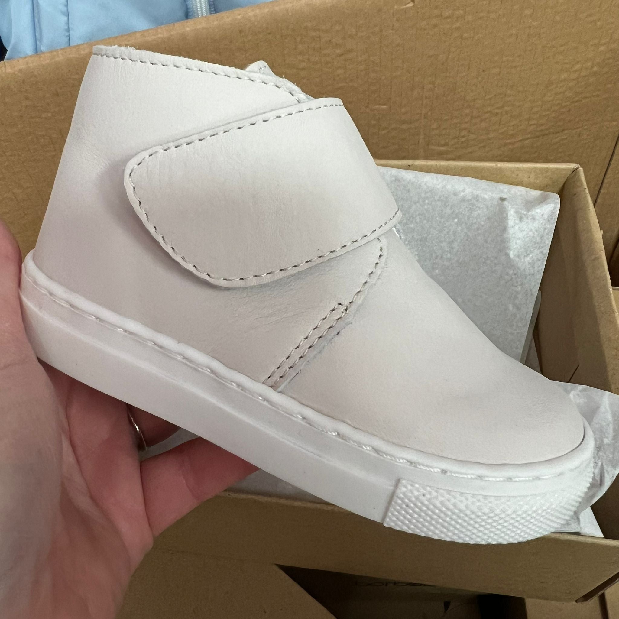 Borboleta Andre Beige Leather Shoes