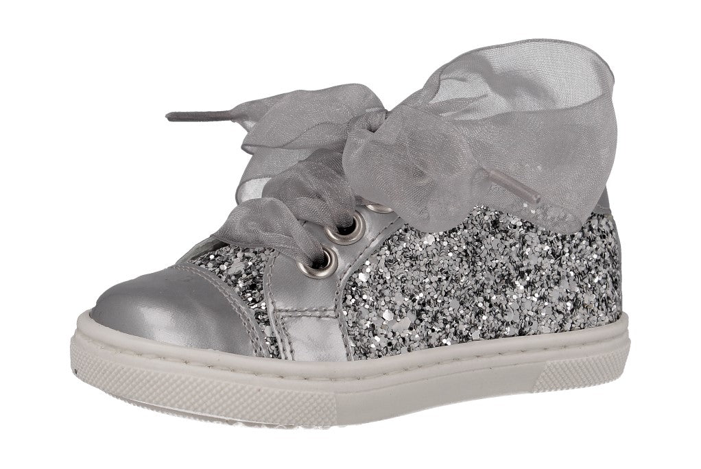 AW22 Andanines Silver Glitter Ribbon Bow Tie Trainers