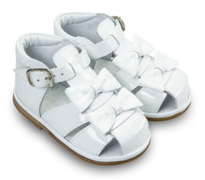 AW24 Borboleta White Patent Leather Dina Sandals