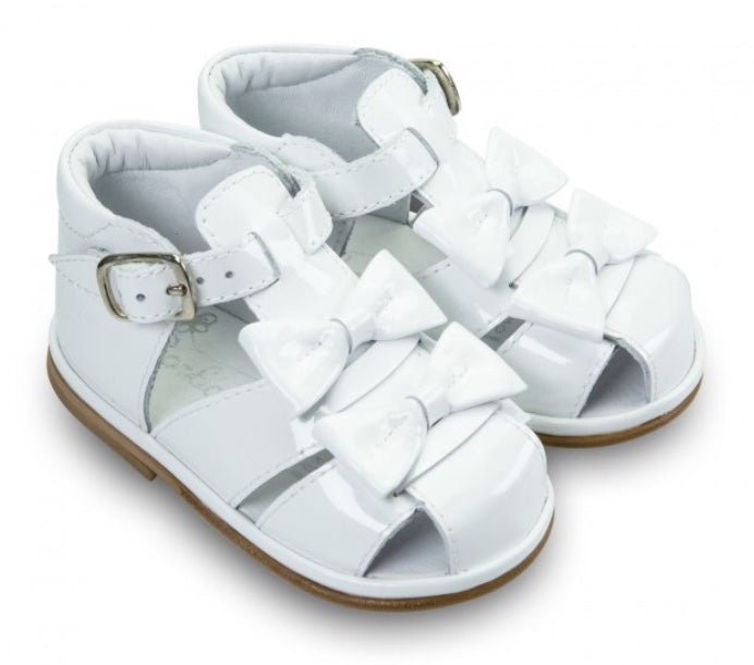 AW24 Borboleta White Patent Leather Dina Sandals
